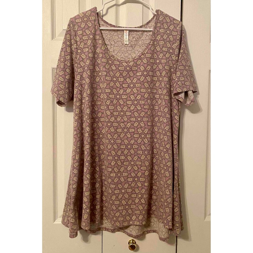 Lularoe print Short Sleeve Scoop Neck Perfect T Blouse Womens Size 2XL